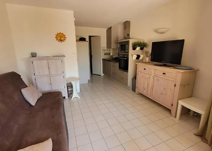 Cap Les Pins Ii Joli T2 Piscine Tennis Bordure Du Golf Mt St Martin Cap D'agde شقة